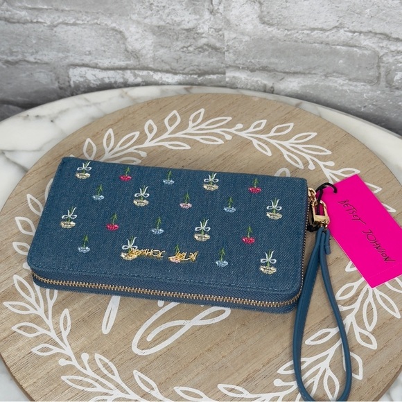 NWT Betsey Johnson Denim, Flower embroidered pattern,Wristlet/Wallet,Gold logo🌸 - Picture 2 of 8